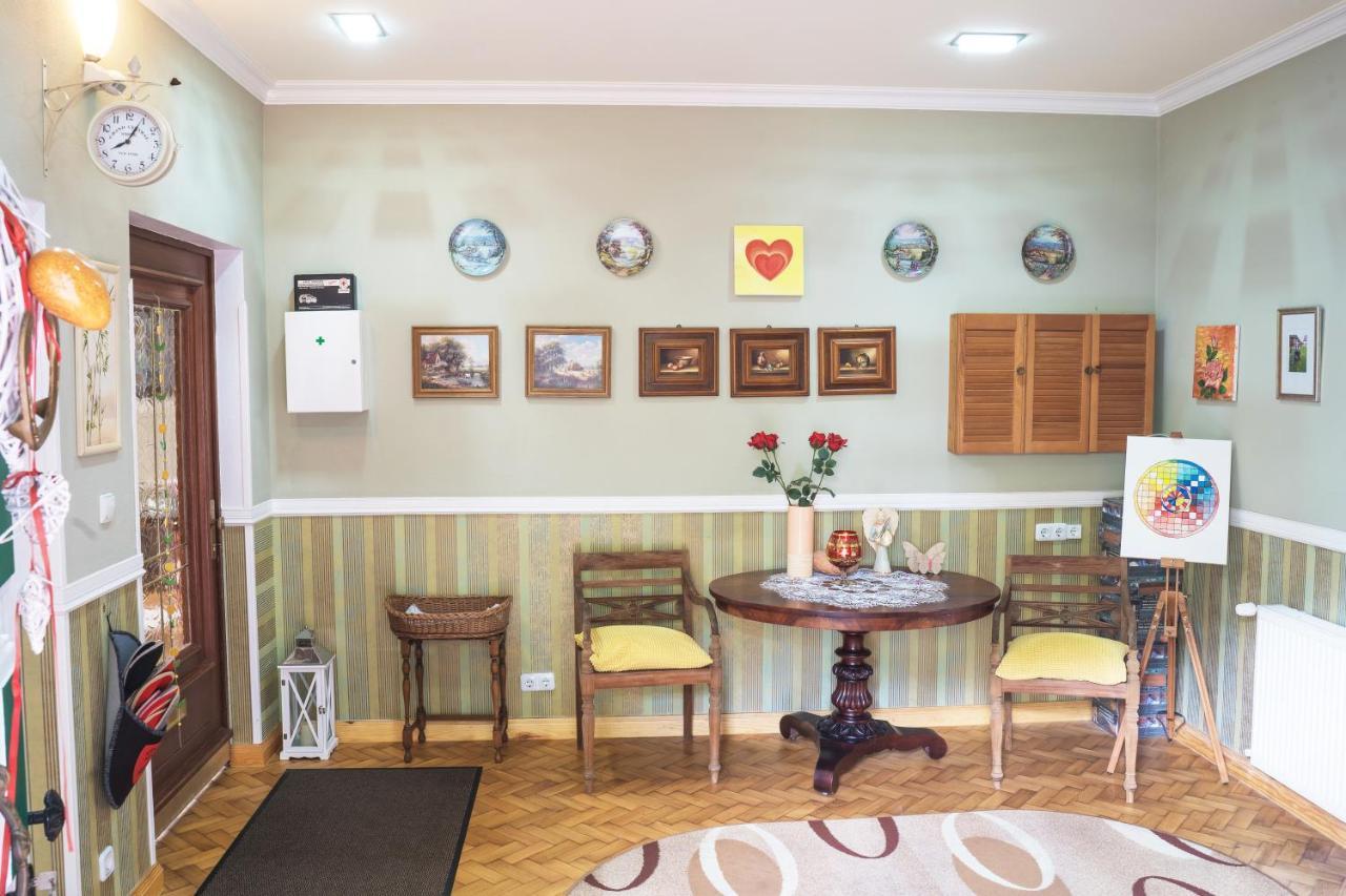 Bed & Breakfast - Warnileg Ngoại thất bức ảnh